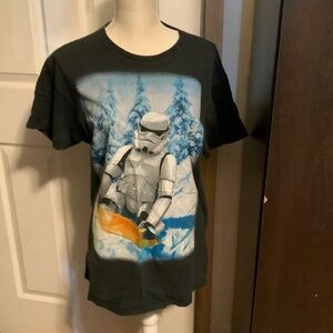 Men’s Star Wars Storm Trooper Sledding Shirt Preowned Size MEDIUM